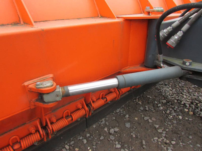 Tuchel SF 275 Schneeschild / 3.300 EUR / Top Zustand - Implemento para Maquinaria de construcción: foto 3 Tuchel SF 275 Schneeschild / 3.300 EUR / Top Zustand - Implemento para Maquinaria de construcción: foto 3