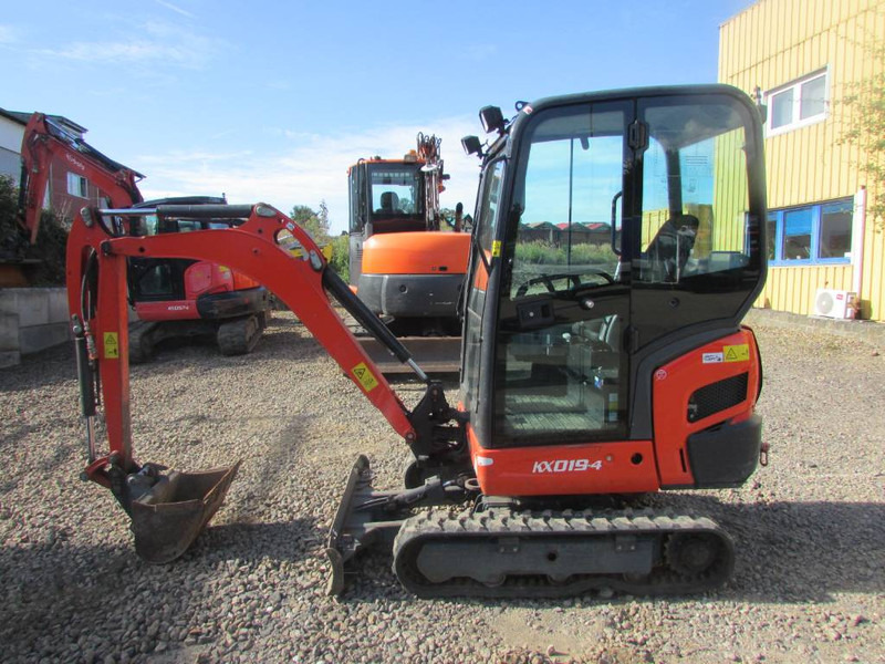 Kubota KX 019-4 - Miniexcavadora: foto 1 Kubota KX 019-4 - Miniexcavadora: foto 1