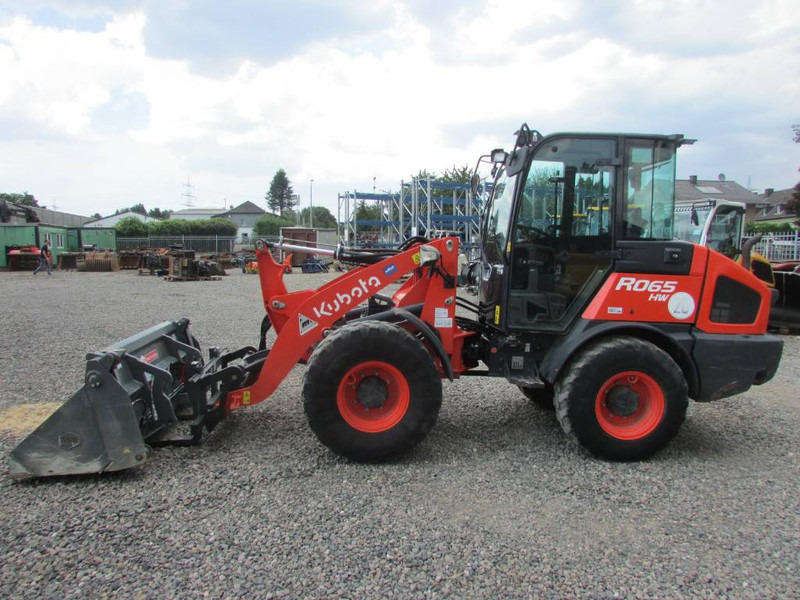 Kubota R 065 Radlader 31.000 EUR - Cargadora de ruedas: foto 1 Kubota R 065 Radlader 31.000 EUR - Cargadora de ruedas: foto 1
