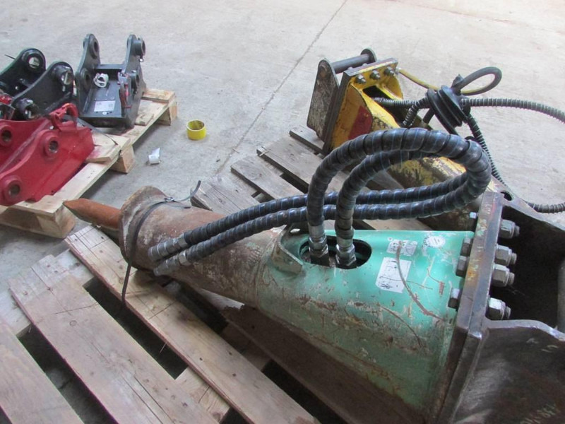 MONTABERT SC 22 Hydraulikhammer 2.400 EUR - Martillo hidráulico para Maquinaria de construcción: foto 4 MONTABERT SC 22 Hydraulikhammer 2.400 EUR - Martillo hidráulico para Maquinaria de construcción: foto 4