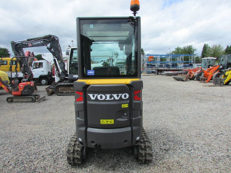 Volvo EC 18 E Minibagger 24.500 EUR - Miniexcavadora: foto 5 Volvo EC 18 E Minibagger 24.500 EUR - Miniexcavadora: foto 5