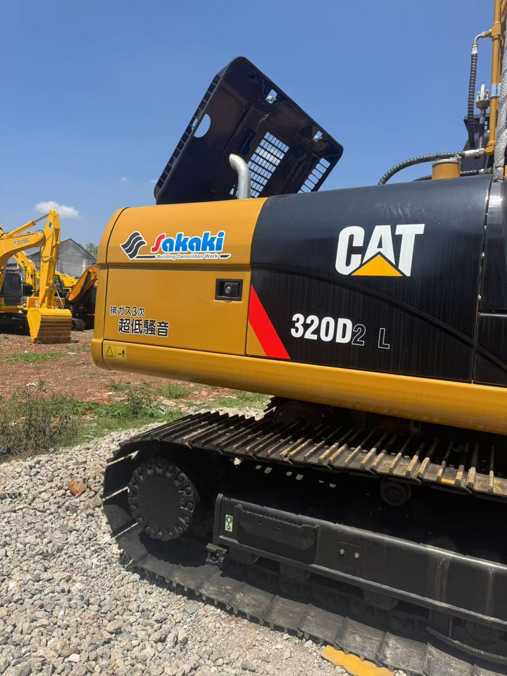 CATERPILLAR 320D2L - Excavadora de cadenas: foto 4 CATERPILLAR 320D2L - Excavadora de cadenas: foto 4