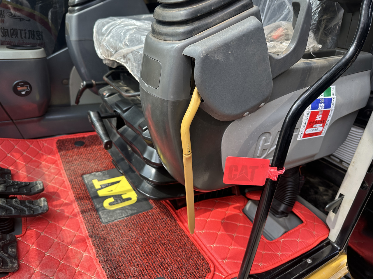 Excavadora de cadenas CATERPILLAR 329D2L: foto 11 Excavadora de cadenas CATERPILLAR 329D2L: foto 11