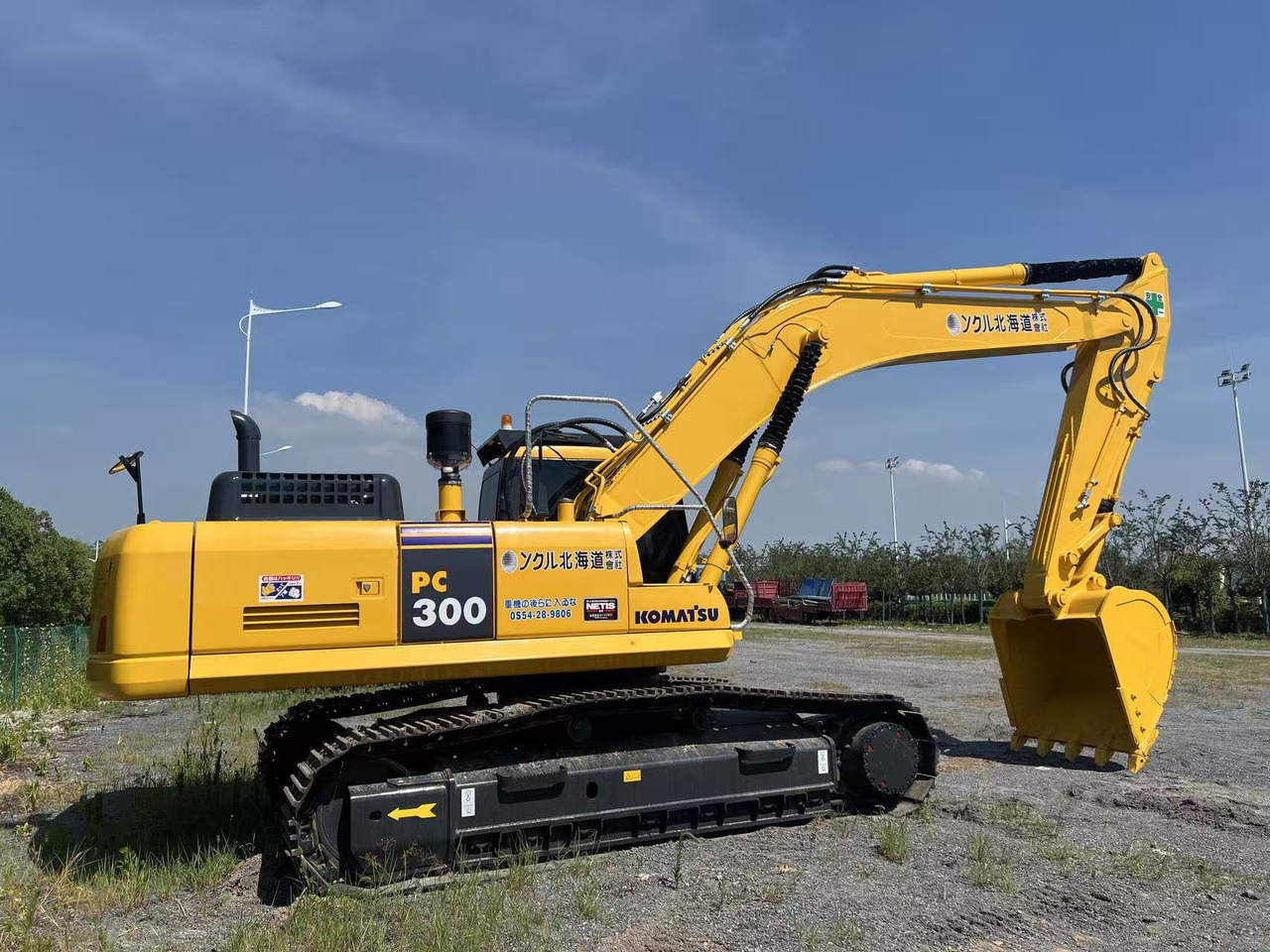 KOMATSU PC300-7 - Excavadora de cadenas: foto 1 KOMATSU PC300-7 - Excavadora de cadenas: foto 1