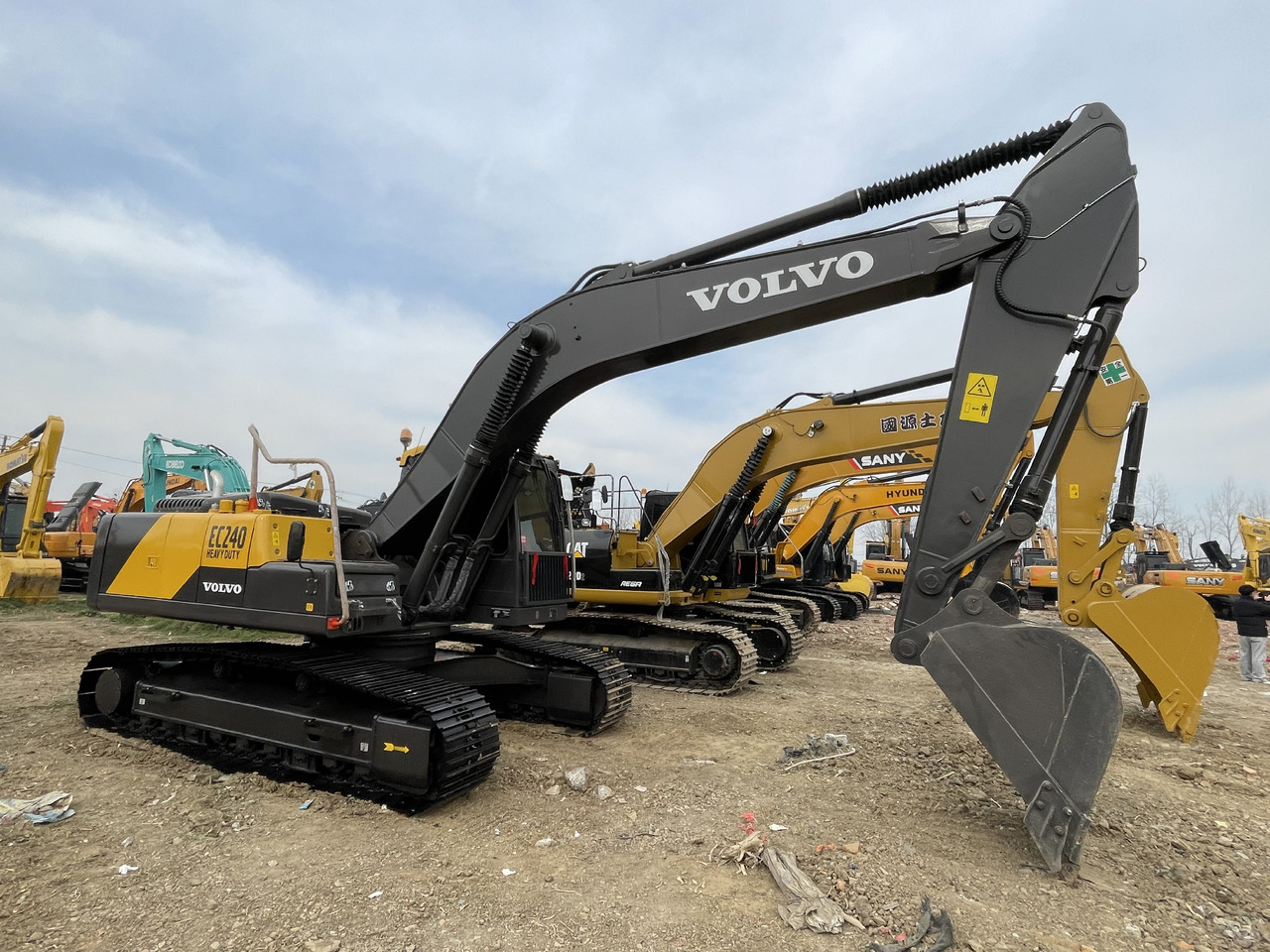 VOLVO EC240D - Excavadora de cadenas: foto 2 VOLVO EC240D - Excavadora de cadenas: foto 2