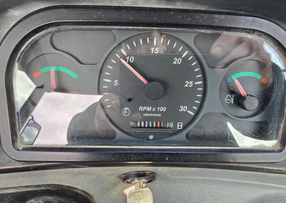 New Holland - Retroexcavadora: foto 4 New Holland - Retroexcavadora: foto 4