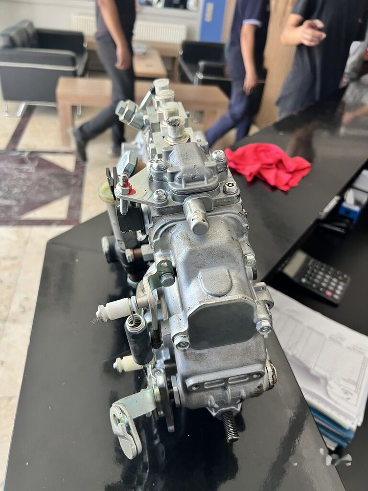 Bosch Denso Mitsubishi 20000-2023 - Bomba de combustible para Camión: foto 3 Bosch Denso Mitsubishi 20000-2023 - Bomba de combustible para Camión: foto 3