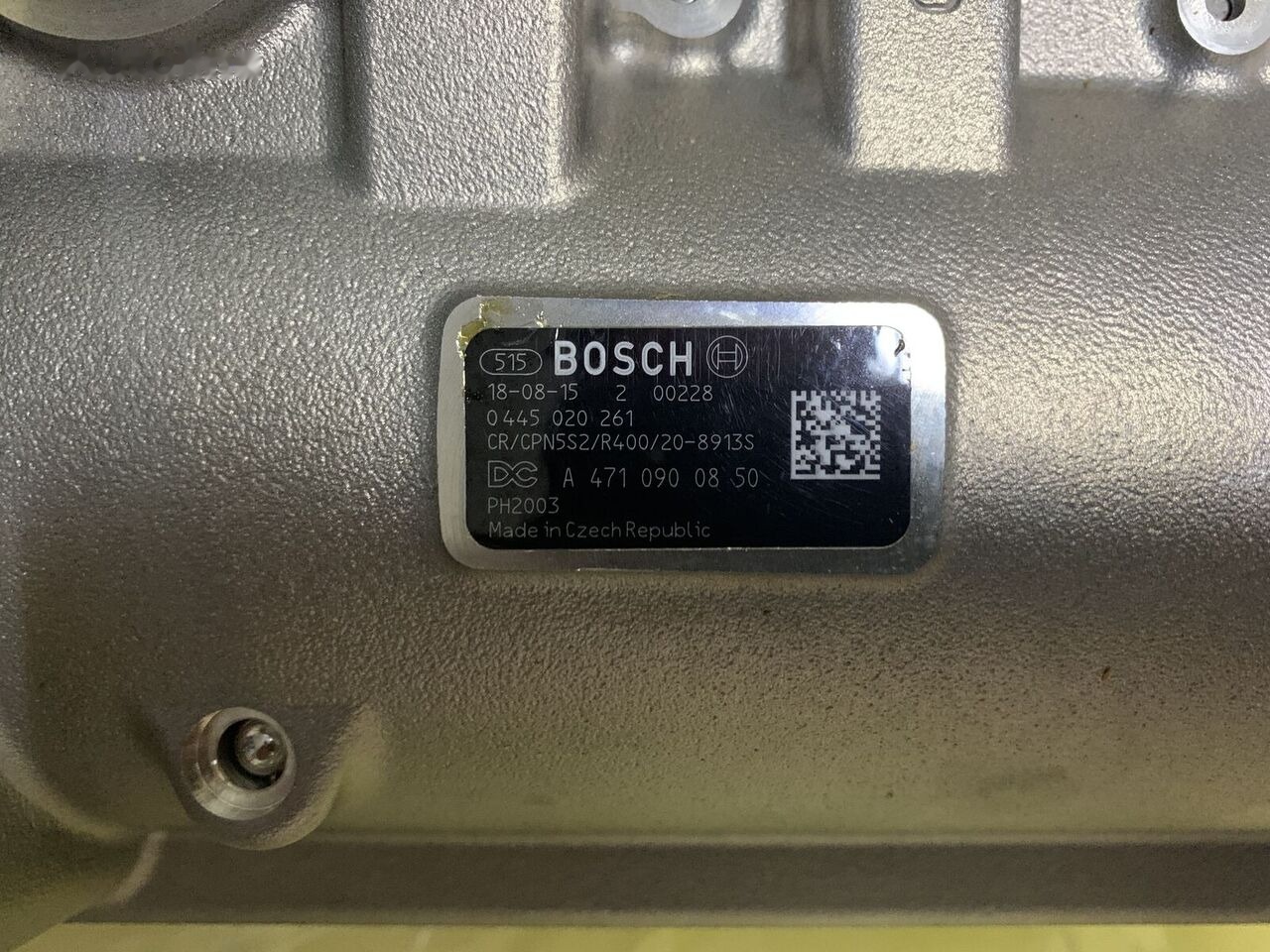 Bosch Mercedes-Benz - Bomba de combustible para Camión: foto 1 Bosch Mercedes-Benz - Bomba de combustible para Camión: foto 1