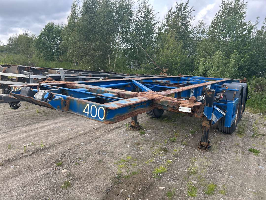 2004 Container-henger TURBO`HOET CONTAINERSEMITRAILER EU-godkjent - Semirremolque portacontenedore/ Intercambiable: foto 1 2004 Container-henger TURBO`HOET CONTAINERSEMITRAILER EU-godkjent - Semirremolque portacontenedore/ Intercambiable: foto 1