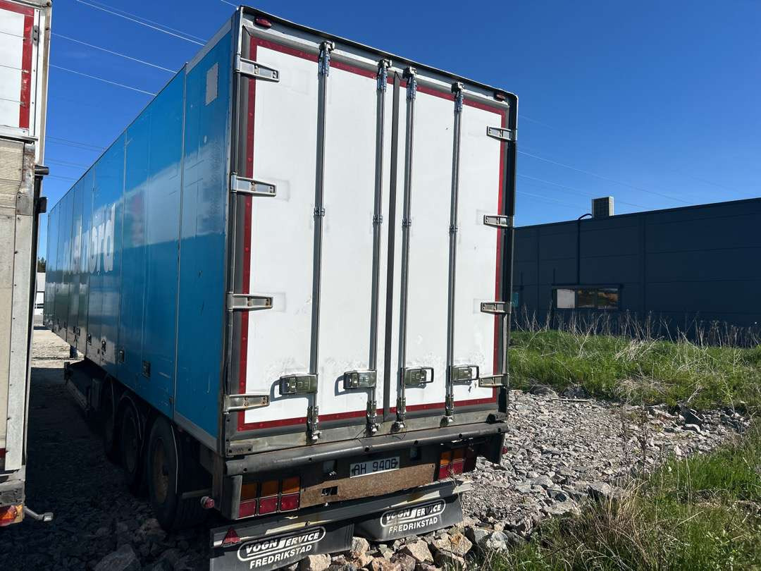 2004 Skaphenger Krone SCHWERINER. EU-Godkjent - Semirremolque caja cerrada: foto 4 2004 Skaphenger Krone SCHWERINER. EU-Godkjent - Semirremolque caja cerrada: foto 4