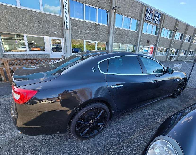 2014 Maserati Quattroporte S Q4 3.0L twin-turbo V6 // 411 hk // AWD // Automat - Sedan: foto 3 2014 Maserati Quattroporte S Q4 3.0L twin-turbo V6 // 411 hk // AWD // Automat - Sedan: foto 3