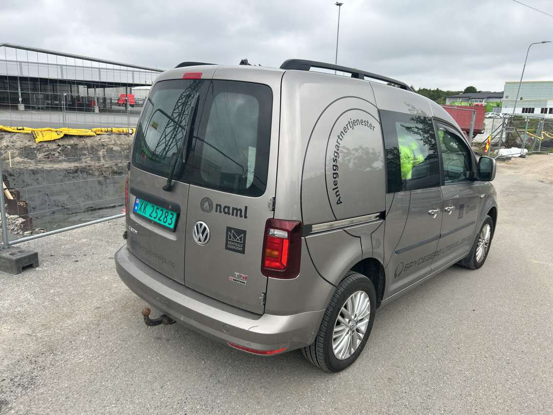 2016 Volkswagen VOLKSWAGEN CADDY EU-godkjent - Furgoneta pequeña: foto 3 2016 Volkswagen VOLKSWAGEN CADDY EU-godkjent - Furgoneta pequeña: foto 3