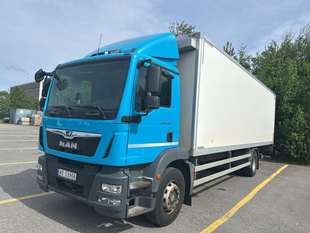 2018 Skapbil MAN TGM 15.250 EU-Godkjent. Euro 6 - Camión caja cerrada: foto 1 2018 Skapbil MAN TGM 15.250 EU-Godkjent. Euro 6 - Camión caja cerrada: foto 1