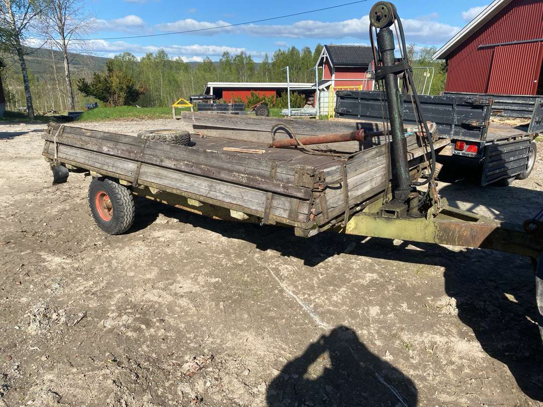 Traktorhenger Enkelt rep objekt med bra understell! - Maquinaria agrícola: foto 1 Traktorhenger Enkelt rep objekt med bra understell! - Maquinaria agrícola: foto 1