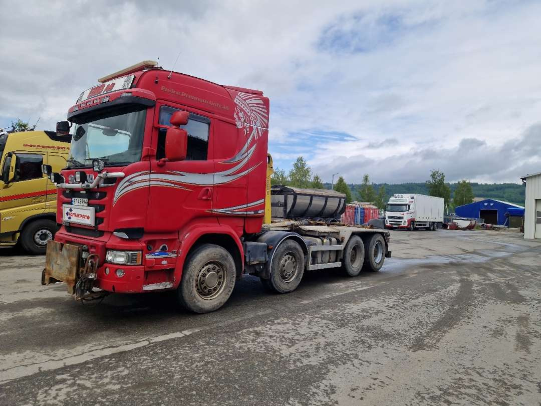 Scania R580 Brøytebil med sideplog og hydraulisk saltsystem - Camión multibasculante: foto 2 Scania R580 Brøytebil med sideplog og hydraulisk saltsystem - Camión multibasculante: foto 2