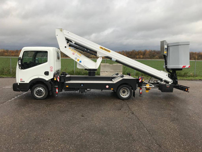 Palfinger P 200 T X E | 2019 - Camión con plataforma elevadora: foto 1 Palfinger P 200 T X E | 2019 - Camión con plataforma elevadora: foto 1