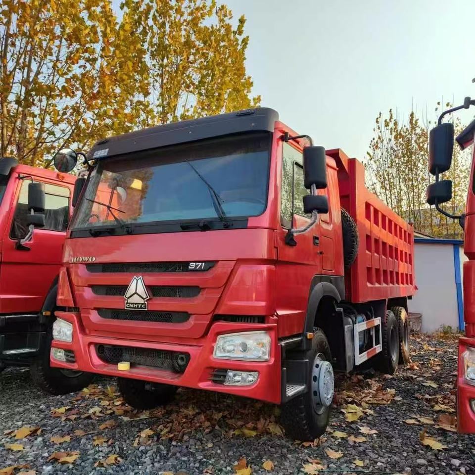 HOWO - Camión volquete: foto 1 HOWO - Camión volquete: foto 1
