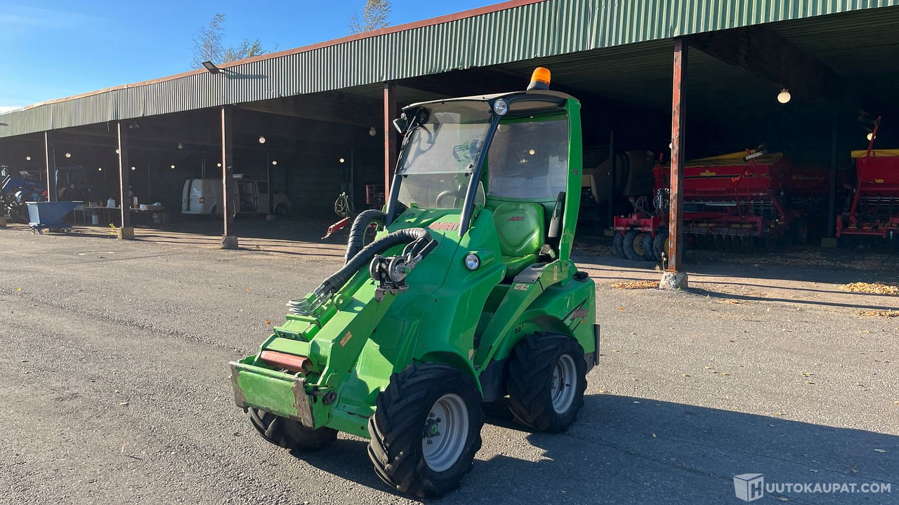 Avant 420, 2012, MTK25, Kouvola - Cargadora articulada: foto 1 Avant 420, 2012, MTK25, Kouvola - Cargadora articulada: foto 1