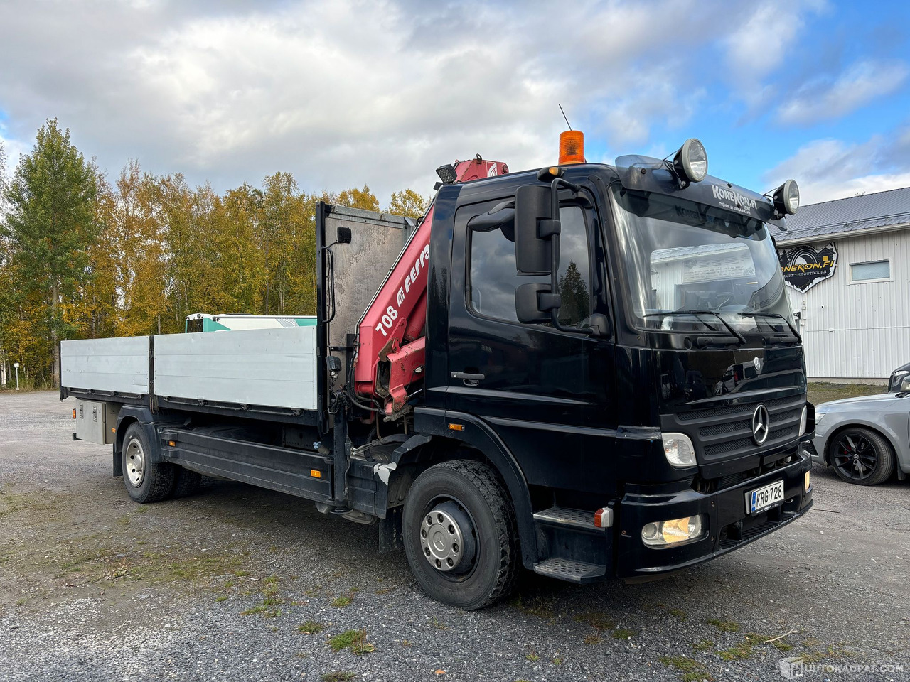 Mercedes-Benz Atego kuorma-auto, kympitetty nosturi ja rahtilava, Juuri katsastettuna! 2007, Kempele - Camión: foto 2 Mercedes-Benz Atego kuorma-auto, kympitetty nosturi ja rahtilava, Juuri katsastettuna! 2007, Kempele - Camión: foto 2