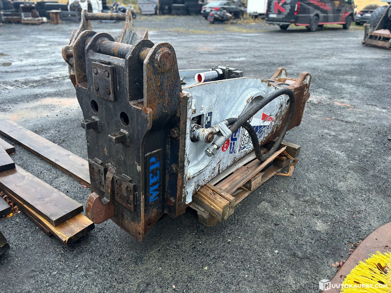 Furukawa 375 FXJ + NTP30 MEP coupler. Hydraulic breaker. 2015, Tornio - Martillo hidráulico: foto 4 Furukawa 375 FXJ + NTP30 MEP coupler. Hydraulic breaker. 2015, Tornio - Martillo hidráulico: foto 4