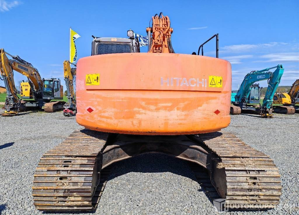 Hitachi ZX 225 US, 2003, 16 156 h Kaivinkone, Kurikka - Excavadora de cadenas: foto 4 Hitachi ZX 225 US, 2003, 16 156 h Kaivinkone, Kurikka - Excavadora de cadenas: foto 4