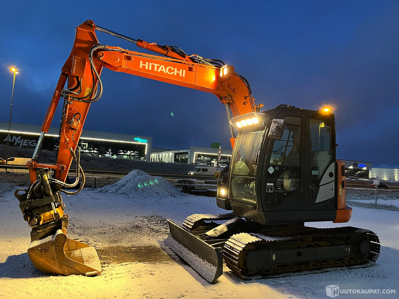 Hitachi ZX85US-5, vm. 2014, 3 kauhaa, Pirkkala - Miniexcavadora: foto 1 Hitachi ZX85US-5, vm. 2014, 3 kauhaa, Pirkkala - Miniexcavadora: foto 1