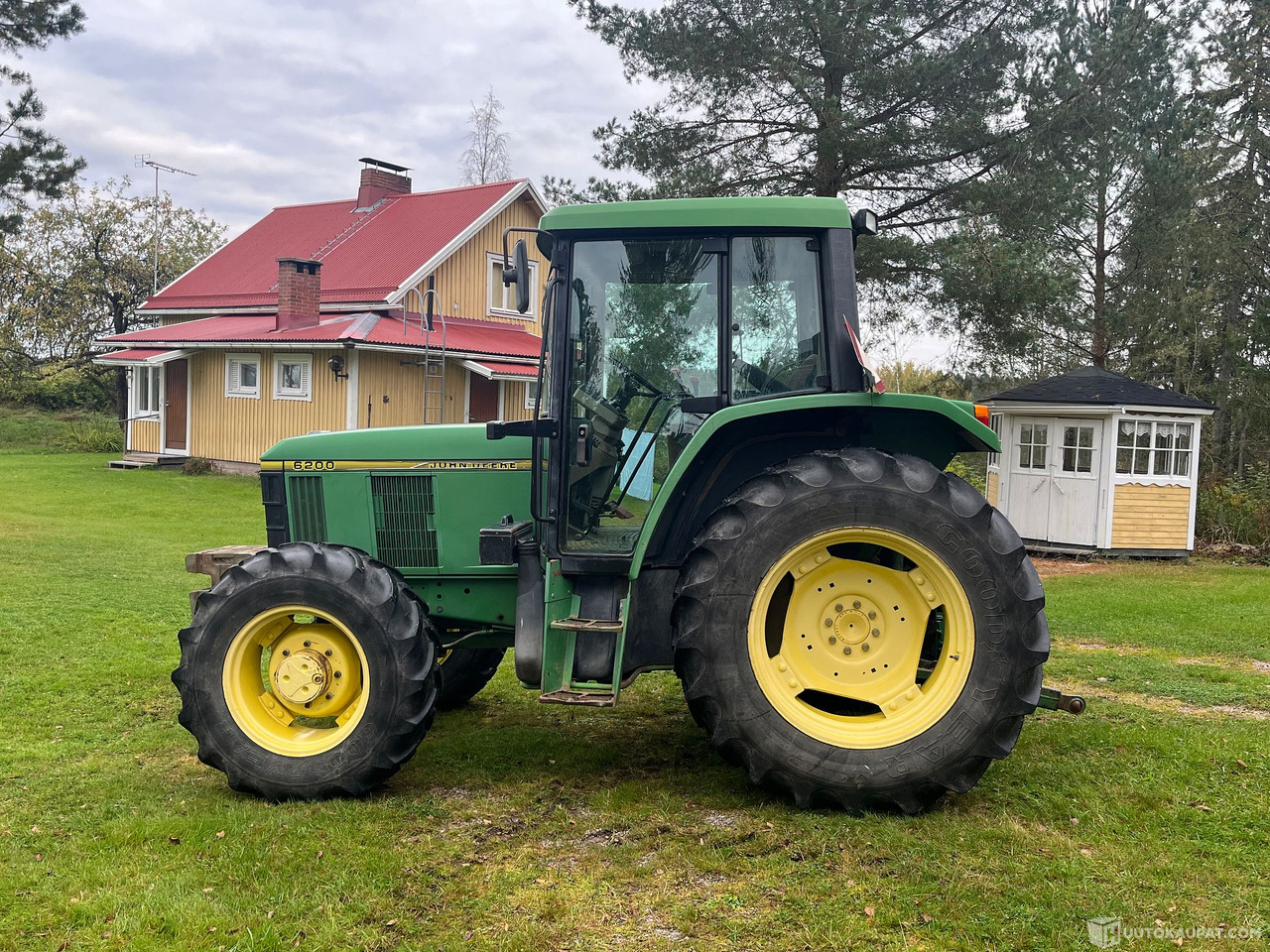 John Deere 6200-M-4X4/240, traktori, 1997, Salo - Maquinaria agrícola: foto 3 John Deere 6200-M-4X4/240, traktori, 1997, Salo - Maquinaria agrícola: foto 3