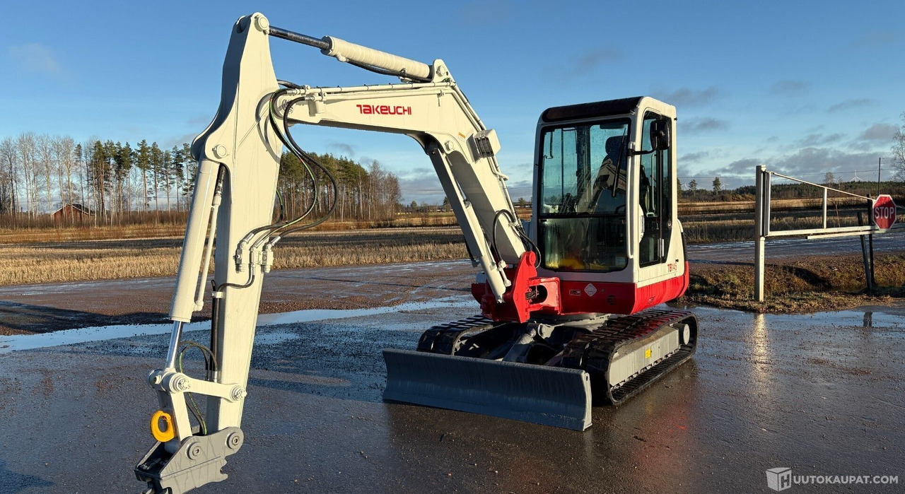 Takeuchi TB145, 2008, Diesel, 7 995 h Kaivinkone, Honkajoki - Maquinaria de construcción: foto 3 Takeuchi TB145, 2008, Diesel, 7 995 h Kaivinkone, Honkajoki - Maquinaria de construcción: foto 3