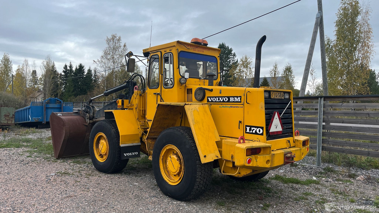 Volvo BM 4300 B, 1985, pyöräkuormaaja, Järvenpää - Maquinaria de construcción: foto 2 Volvo BM 4300 B, 1985, pyöräkuormaaja, Järvenpää - Maquinaria de construcción: foto 2