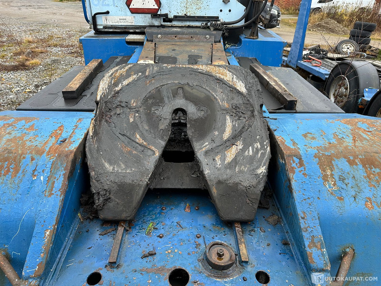 Sisu 4X4 Vetomestari terminaalitraktori, Kurikka - Otros maquinaria: foto 3 Sisu 4X4 Vetomestari terminaalitraktori, Kurikka - Otros maquinaria: foto 3