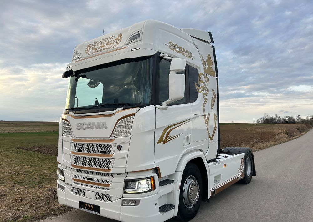 Scania R500 FULL AIR 2019 10x poduszki KLIMA POSTOJOWA / RETARDER / FULL SPOJLER / TOP STAN / od jedynego właściciela ! HYDRAULIKA spod beczki spożywczej ! / do wywrotu ruchomej podłogi beczki TOP TOP - Cabeza tractora: foto 1 Scania R500 FULL AIR 2019 10x poduszki KLIMA POSTOJOWA / RETARDER / FULL SPOJLER / TOP STAN / od jedynego właściciela ! HYDRAULIKA spod beczki spożywczej ! / do wywrotu ruchomej podłogi beczki TOP TOP - Cabeza tractora: foto 1