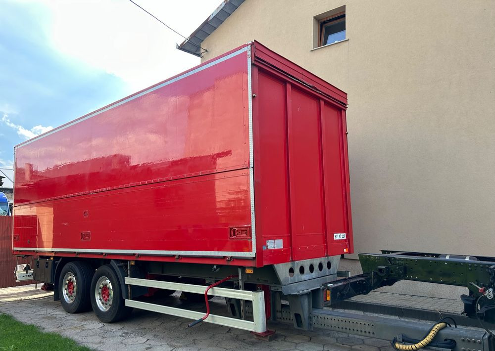 DAF XF 510 NAPOJÓWKA z Niemiec Retarder TOP ALUFELGI / FULL OPCJA / super space 106.510 106.460 480 530 najlepszy motor 6x2 26.510 26.460 - Camión lona: foto 1 DAF XF 510 NAPOJÓWKA z Niemiec Retarder TOP ALUFELGI / FULL OPCJA / super space 106.510 106.460 480 530 najlepszy motor 6x2 26.510 26.460 - Camión lona: foto 1