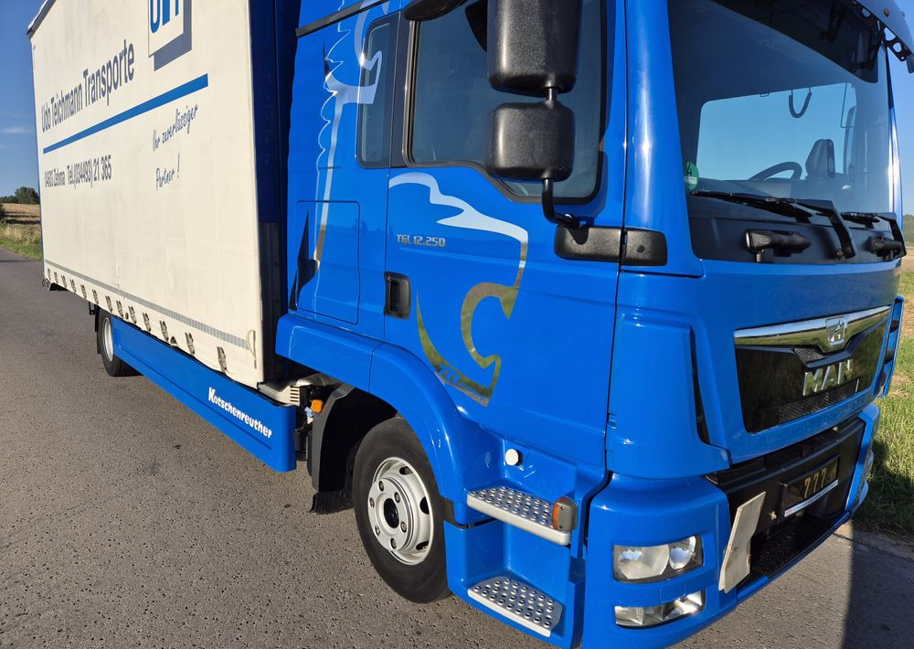 MAN TGL 12.250 cena za ZESTAW TANDEM UNIKAT przebieg z Niemiec MANUAL HAK / EURO 6 / przyczepa zestaw jumbo / opony 80% - Camión lona: foto 4 MAN TGL 12.250 cena za ZESTAW TANDEM UNIKAT przebieg z Niemiec MANUAL HAK / EURO 6 / przyczepa zestaw jumbo / opony 80% - Camión lona: foto 4