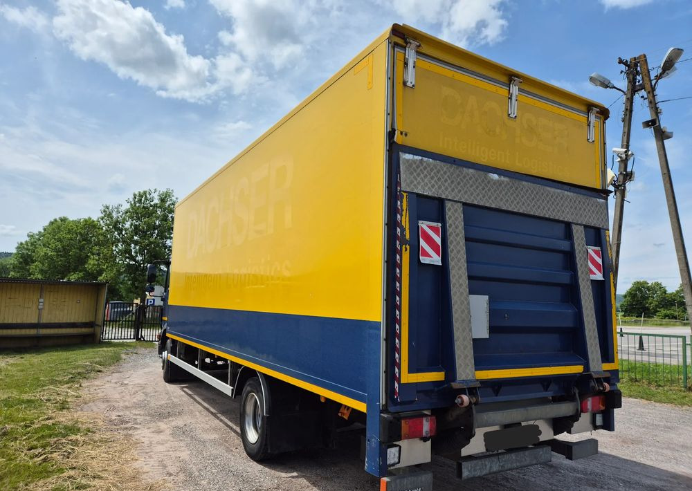 MAN TGM TGL 12.250 z Holandii KLIMA 7.2m AUTOMAT WINDA TOP CENA euro 6 nauka jazdy ESP ASR - Camión caja cerrada: foto 4 MAN TGM TGL 12.250 z Holandii KLIMA 7.2m AUTOMAT WINDA TOP CENA euro 6 nauka jazdy ESP ASR - Camión caja cerrada: foto 4