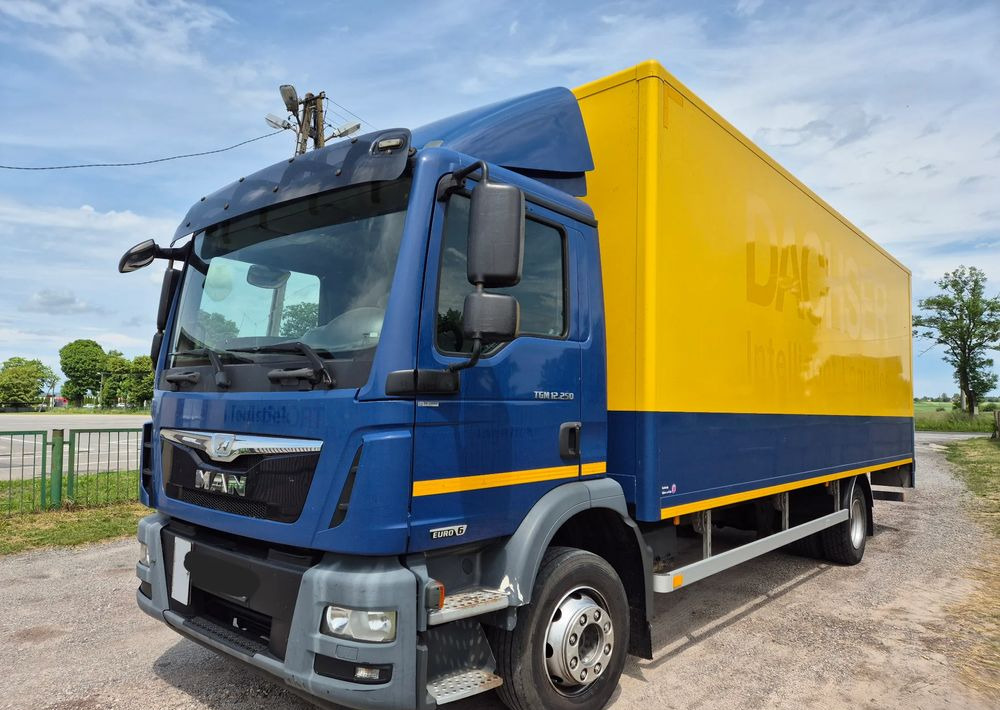 MAN TGM TGL 12.250 z Holandii KLIMA 7.2m AUTOMAT WINDA TOP CENA euro 6 nauka jazdy ESP ASR - Camión caja cerrada: foto 3 MAN TGM TGL 12.250 z Holandii KLIMA 7.2m AUTOMAT WINDA TOP CENA euro 6 nauka jazdy ESP ASR - Camión caja cerrada: foto 3