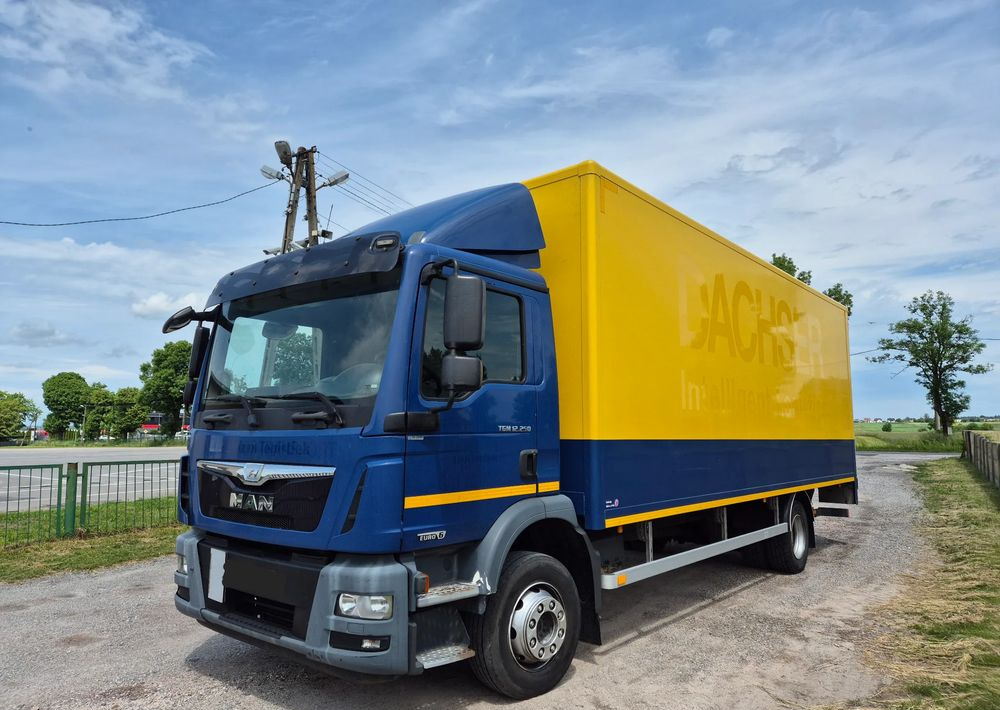 MAN TGM TGL 12.250 z Holandii KLIMA 7.2m AUTOMAT WINDA TOP CENA euro 6 nauka jazdy ESP ASR - Camión caja cerrada: foto 1 MAN TGM TGL 12.250 z Holandii KLIMA 7.2m AUTOMAT WINDA TOP CENA euro 6 nauka jazdy ESP ASR - Camión caja cerrada: foto 1