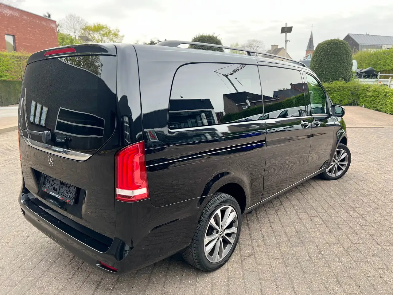 Mercedes-Benz V 300 A3 (52.000€ex) AVANTGARDE | 360camera |AirMatic - Furgoneta de pasajeros: foto 4 Mercedes-Benz V 300 A3 (52.000€ex) AVANTGARDE | 360camera |AirMatic - Furgoneta de pasajeros: foto 4