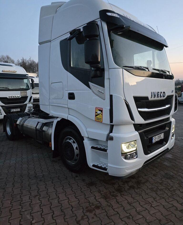 IVECO stralis - Cabeza tractora: foto 2 IVECO stralis - Cabeza tractora: foto 2