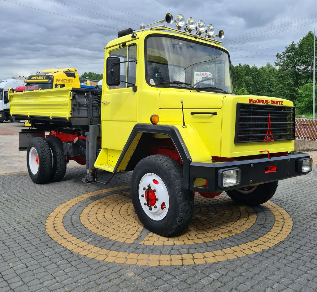 IVECO MAGIRUS STRALIS kiper 4x4 + HDS - Camión volquete, Camión grúa: foto 2 IVECO MAGIRUS STRALIS kiper 4x4 + HDS - Camión volquete, Camión grúa: foto 2