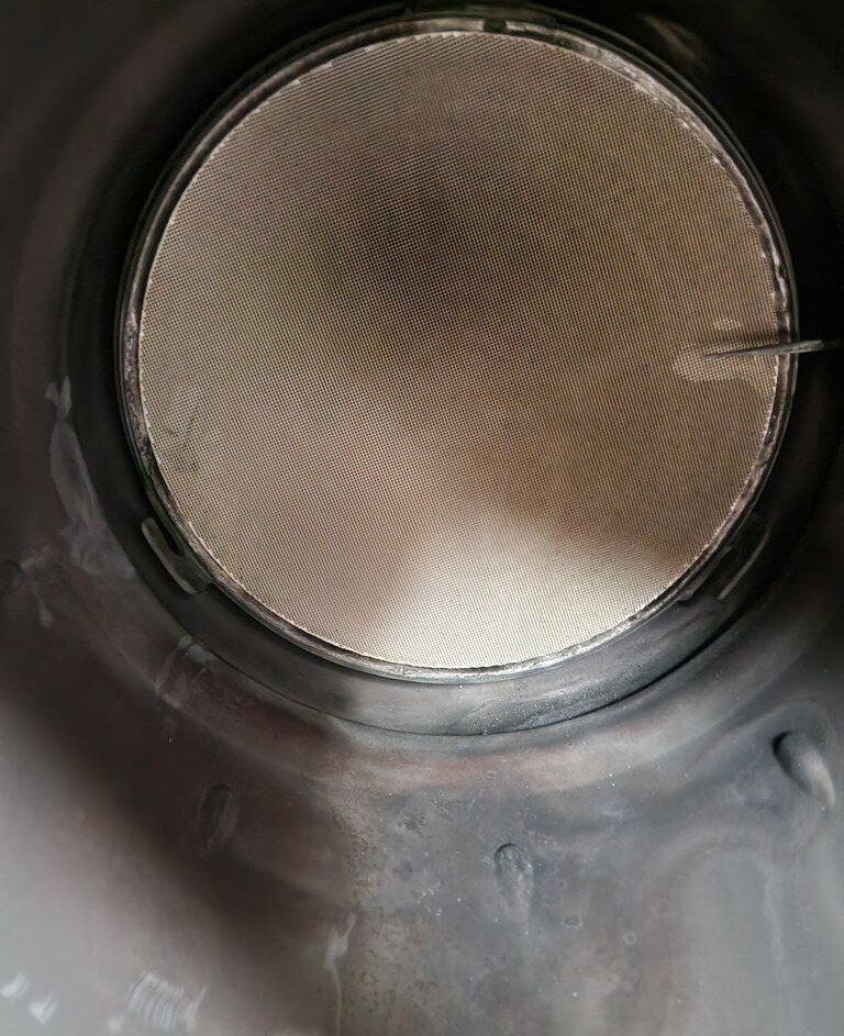 Scania Katalizator DPF R XPI Euro 6 DC13 2164453 2158333 Scania R XPI 410 Euro 6 DC13 2164453 2158333 truck - Silenciador para Camión: foto 4 Scania Katalizator DPF R XPI Euro 6 DC13 2164453 2158333 Scania R XPI 410 Euro 6 DC13 2164453 2158333 truck - Silenciador para Camión: foto 4