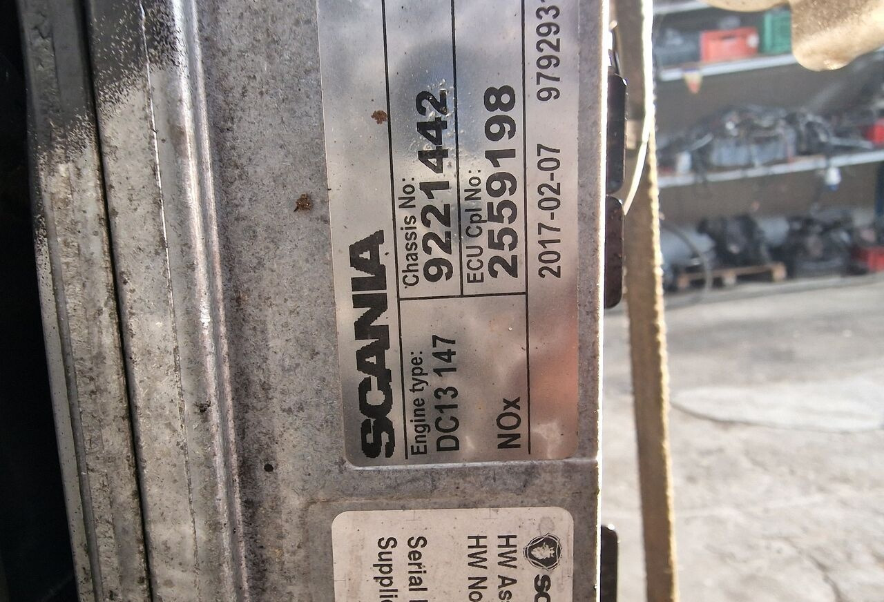 Scania Kompletny R 450 Euro 6 DC13147 Scania R 450 Euro 6 DC13147 truck - Motor para Camión: foto 3 Scania Kompletny R 450 Euro 6 DC13147 Scania R 450 Euro 6 DC13147 truck - Motor para Camión: foto 3