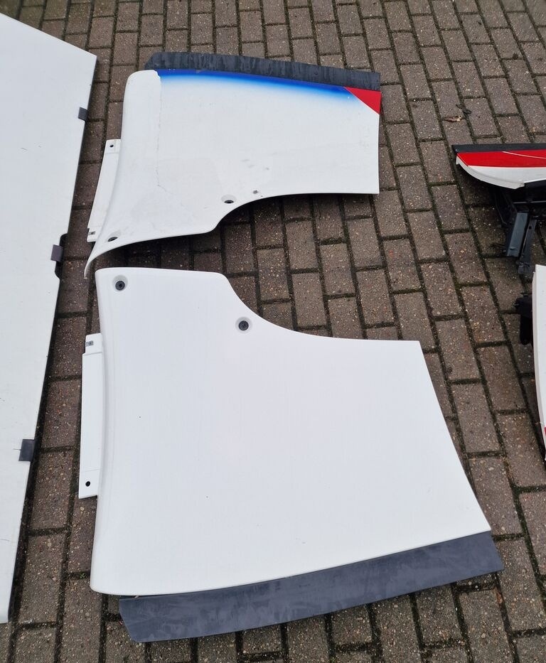 Scania Owiewka Komplet Owiewek R Topline Scania R Topline truck - Aerodinámica/ Spoiler para Camión: foto 2 Scania Owiewka Komplet Owiewek R Topline Scania R Topline truck - Aerodinámica/ Spoiler para Camión: foto 2