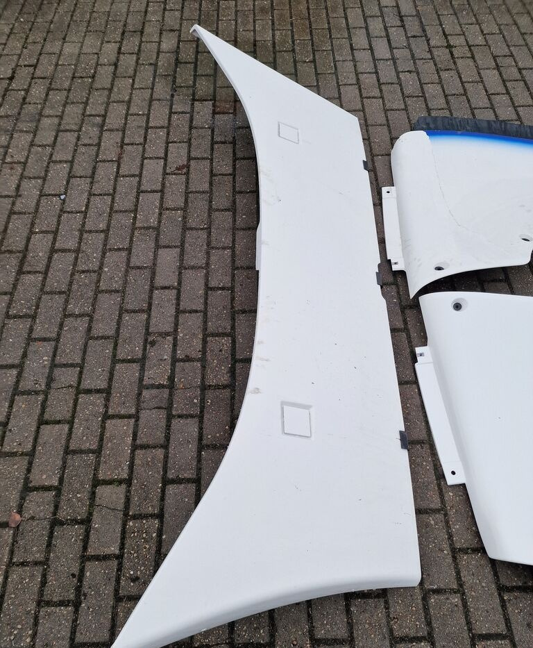 Scania Owiewka Komplet Owiewek R Topline Scania R Topline truck - Aerodinámica/ Spoiler para Camión: foto 4 Scania Owiewka Komplet Owiewek R Topline Scania R Topline truck - Aerodinámica/ Spoiler para Camión: foto 4