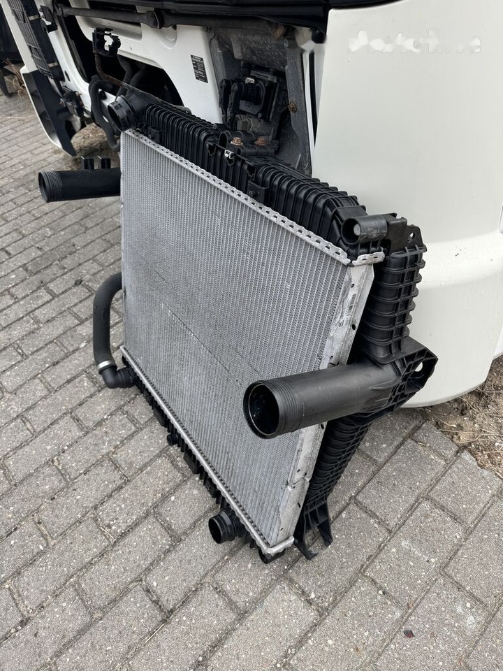 Mercedes-Benz Atego 3 E6 - Intercooler para Camión: foto 3 Mercedes-Benz Atego 3 E6 - Intercooler para Camión: foto 3