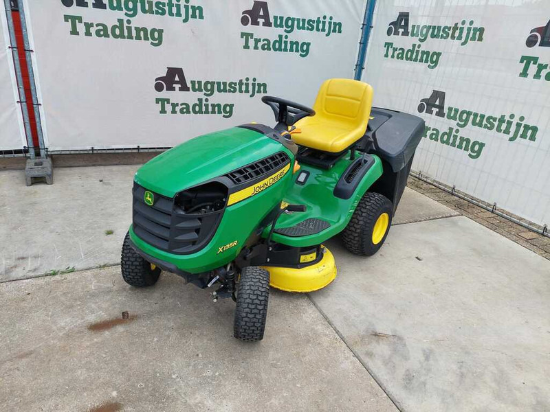 John Deere X 135R - Cortacésped: foto 5 John Deere X 135R - Cortacésped: foto 5