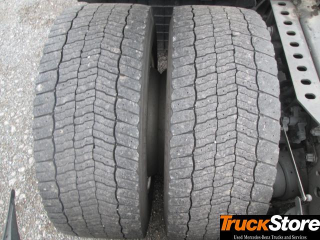 Mercedes-Benz Actros 1845 LS nRL - Cabeza tractora: foto 2 Mercedes-Benz Actros 1845 LS nRL - Cabeza tractora: foto 2