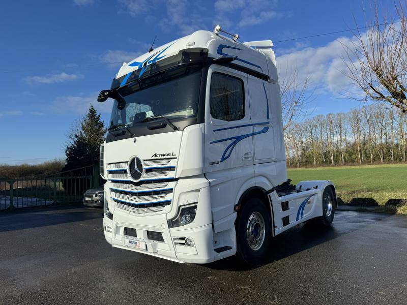 Mercedes Actros 1853 - Cabeza tractora: foto 4 Mercedes Actros 1853 - Cabeza tractora: foto 4