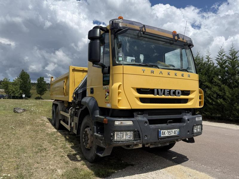 Iveco Trakker - Camión volquete, Camión grúa: foto 3 Iveco Trakker - Camión volquete, Camión grúa: foto 3