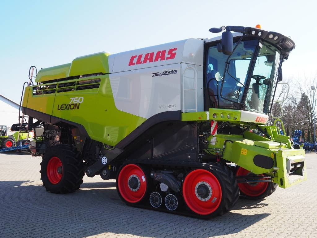 Claas Lexion 760TT + V930 - Cosechadora de granos: foto 4 Claas Lexion 760TT + V930 - Cosechadora de granos: foto 4