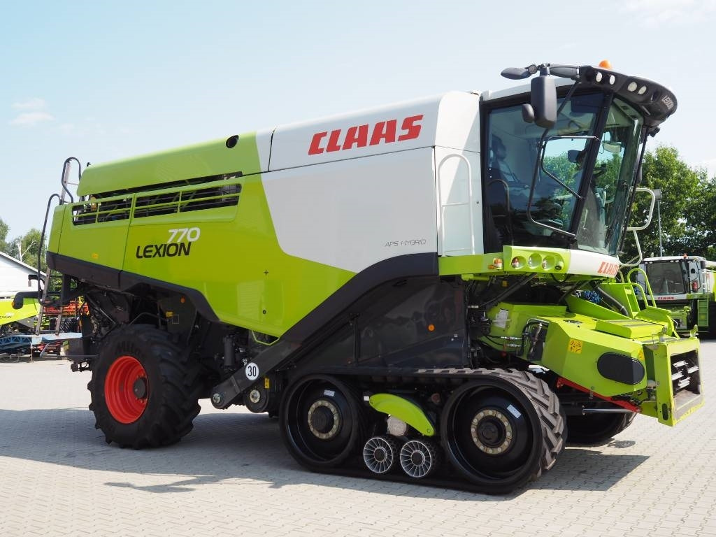 Claas Lexion 770TT + V1050 - Cosechadora de granos: foto 4 Claas Lexion 770TT + V1050 - Cosechadora de granos: foto 4